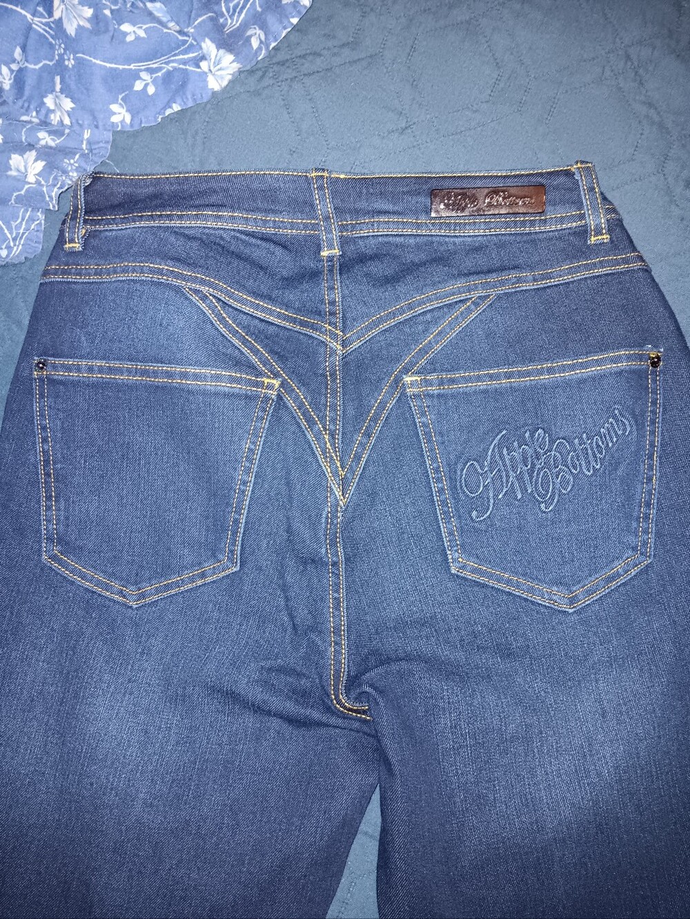 Y2K Apple Bottom Jeans/Jeggings In Dark Wash - Picture 3 of 3